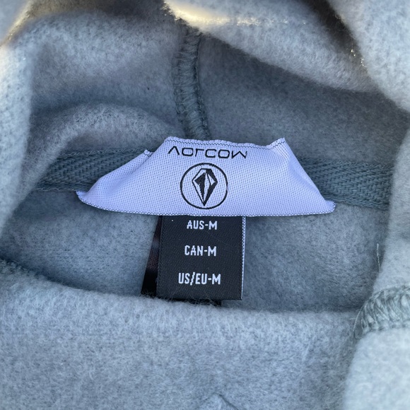 Volcom spring shred hoodie. - Picture 4 of 5